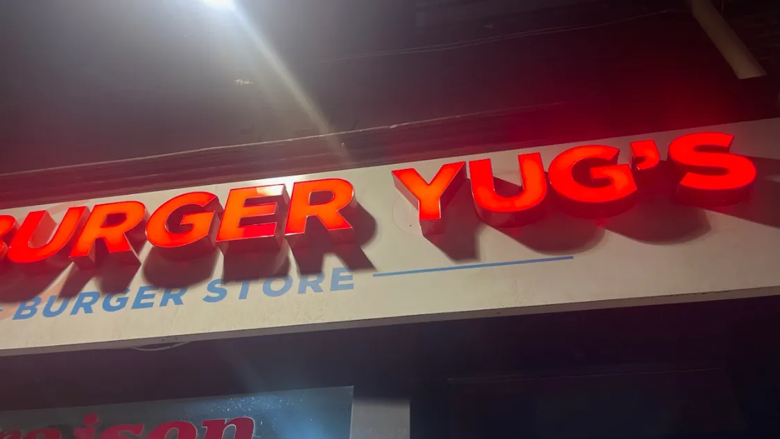 The Burger Yug’s · Photos 1